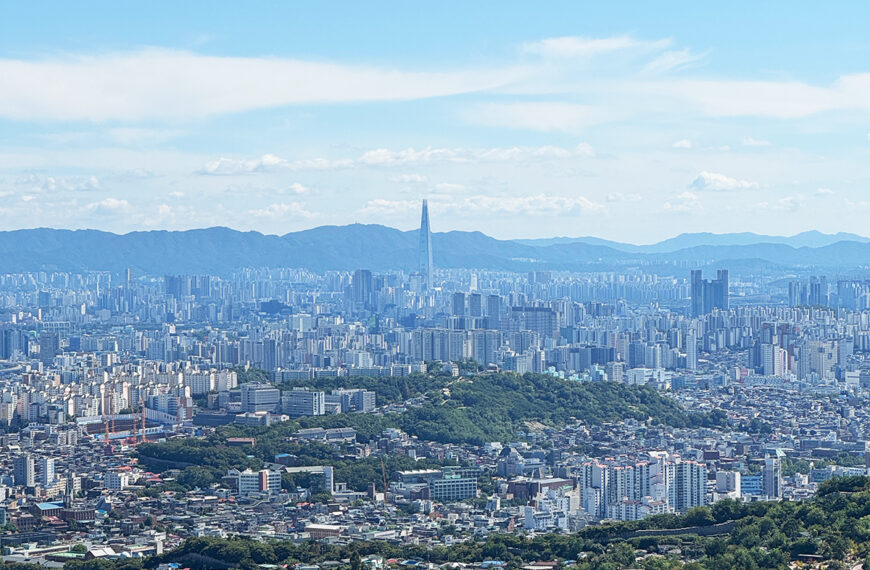 북악 스카이웨이 따라 북악산 북측 탐방로 산책 계단지옥