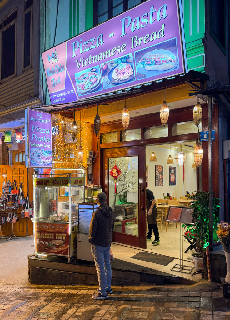 Minh Châu food